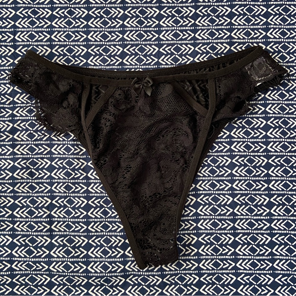 black lace panty